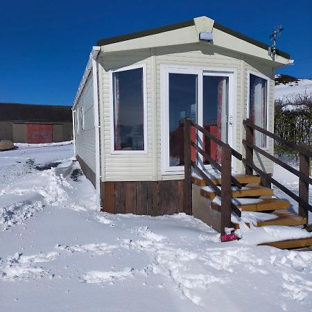 Slieve Croob Cosy Caravan Finnis Eksteriør billede